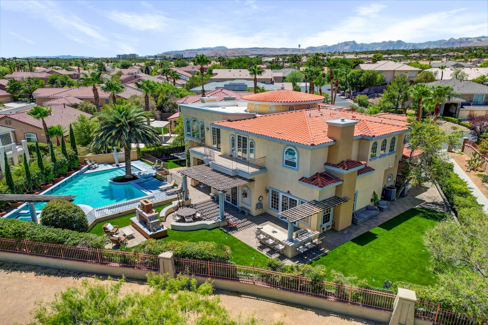1920 Redbird Crest Lane